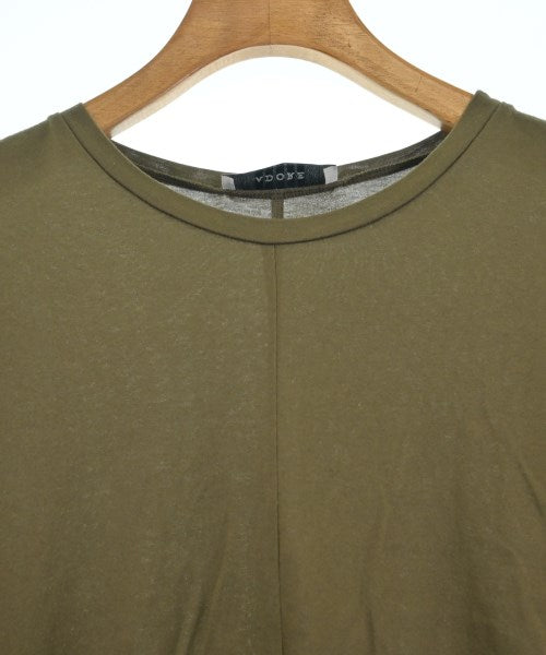 ADORE เสื้อยืด/เสื้อท็อปส์