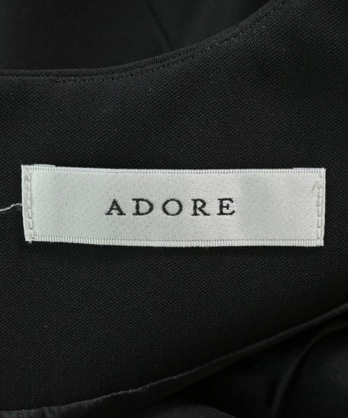 ADORE ชุดเดรส