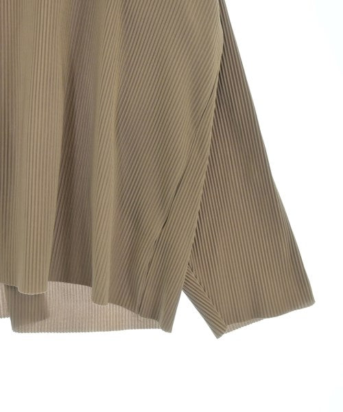 HARE เสื้อยืด/เสื้อท็อปส์