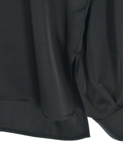 HARE เสื้อลำลอง