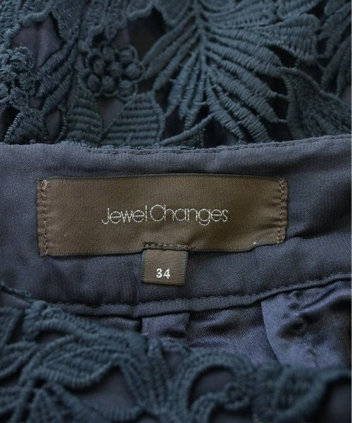 Jewel Changes กระโปรงยาวถึงเข่า