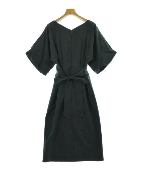 Unaca ชุดเดรส