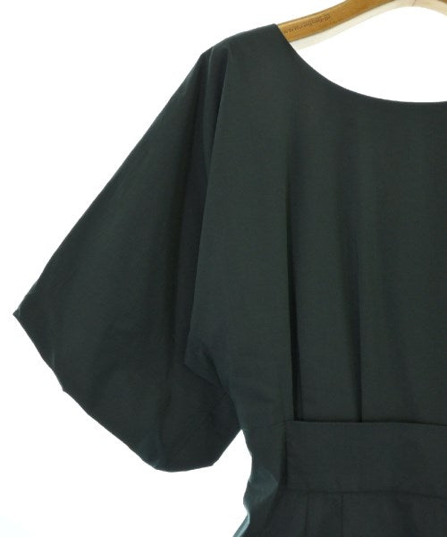 Unaca ชุดเดรส