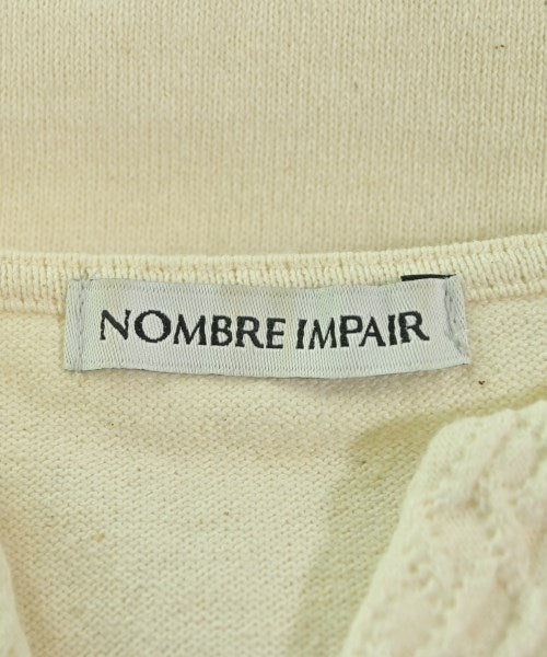 NOMBRE IMPAIR เสื้อยืด/เสื้อท็อปส์