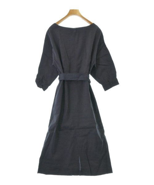 heliopole ชุดเดรส