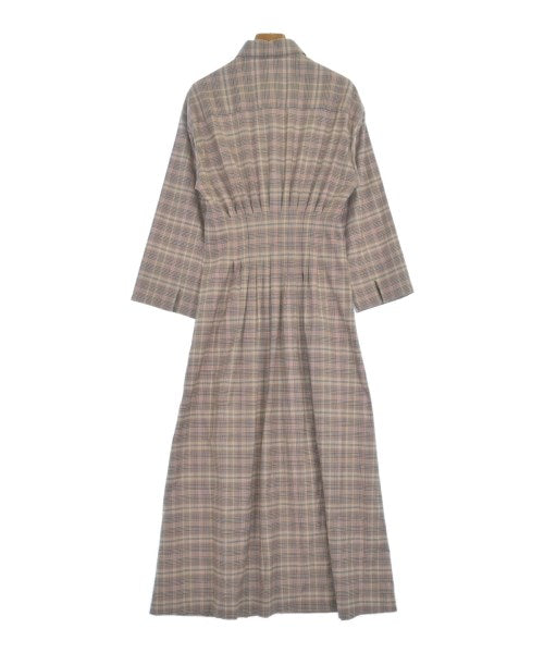 heliopole ชุดเดรส