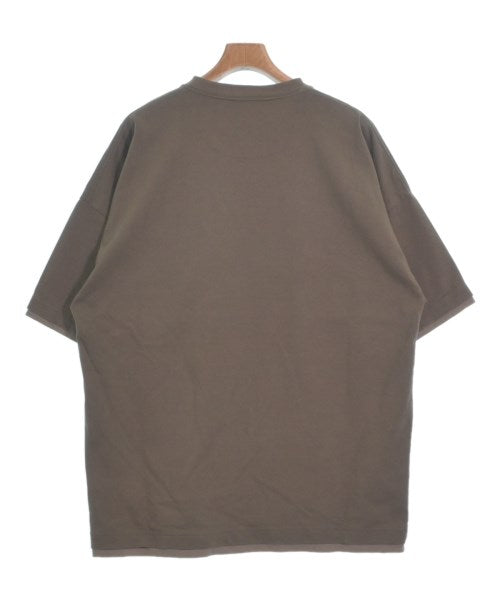 White Mountaineering เสื้อยืด/เสื้อท็อปส์