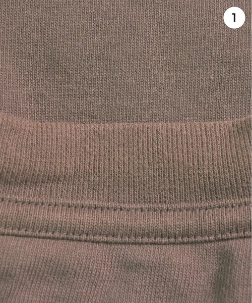 White Mountaineering เสื้อยืด/เสื้อท็อปส์