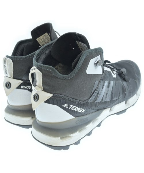 White Mountaineering รองเท้าผ้าใบ