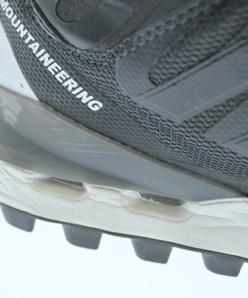 White Mountaineering รองเท้าผ้าใบ