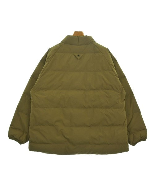 White Mountaineering แจ็คเก็ตดาวน์/เสื้อกั๊ก