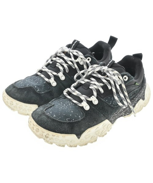 White Mountaineering รองเท้าผ้าใบ