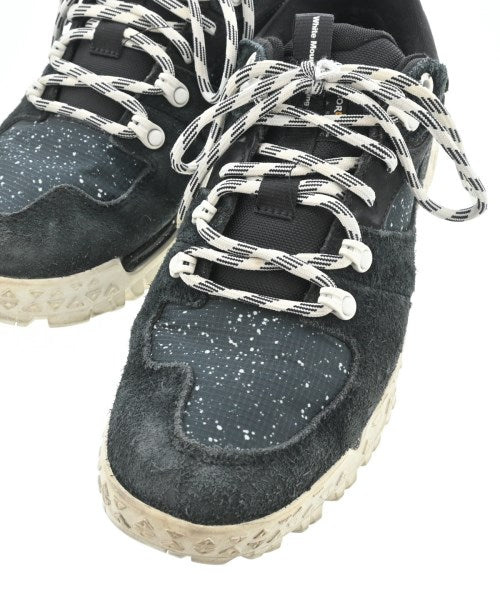 White Mountaineering รองเท้าผ้าใบ
