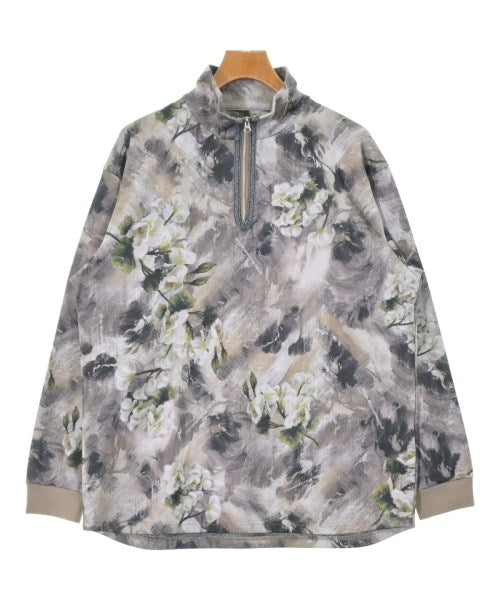 White Mountaineering เสื้อยืด/เสื้อท็อปส์