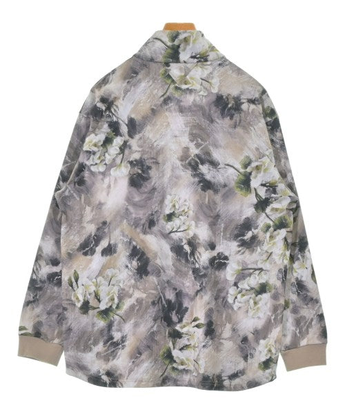 White Mountaineering เสื้อยืด/เสื้อท็อปส์