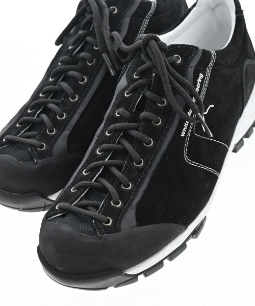 White Mountaineering รองเท้าผ้าใบ