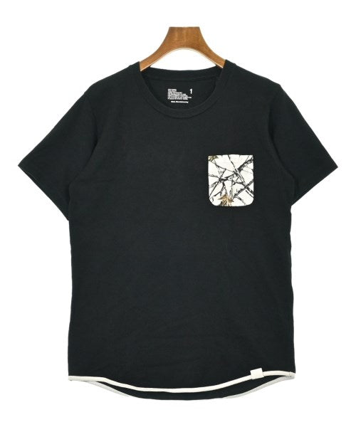 White Mountaineering เสื้อยืด/เสื้อท็อปส์