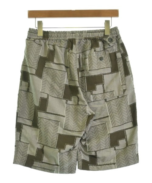 White Mountaineering กางเกงขาสั้น