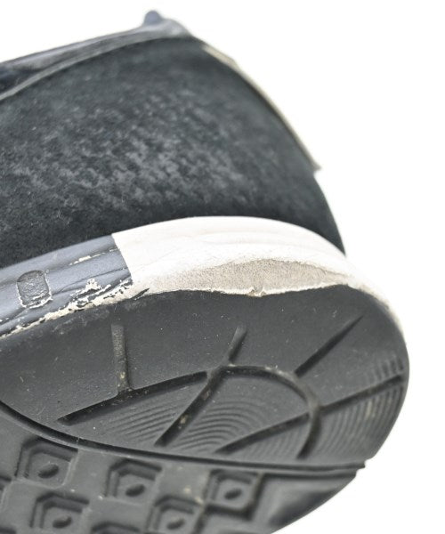 White Mountaineering รองเท้าผ้าใบ