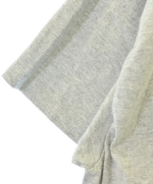 White Mountaineering เสื้อยืด/เสื้อท็อปส์