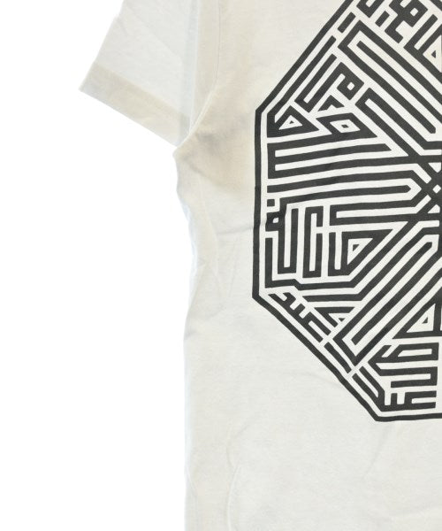 White Mountaineering เสื้อยืด/เสื้อท็อปส์