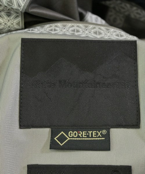 White Mountaineering เสื้อพาร์กาภูเขา