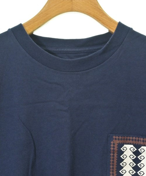 White Mountaineering เสื้อยืด/เสื้อท็อปส์