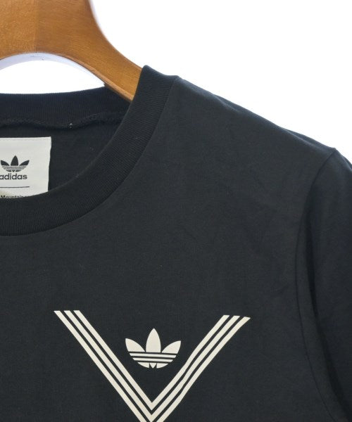 White Mountaineering เสื้อยืด/เสื้อท็อปส์