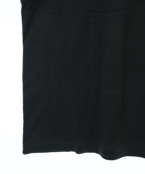 White Mountaineering เสื้อยืด/เสื้อท็อปส์