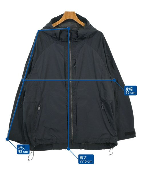 White Mountaineering เสื้อพาร์กาภูเขา