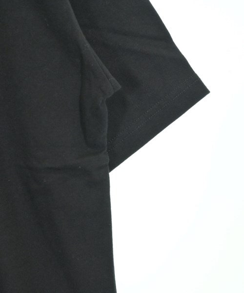 White Mountaineering เสื้อยืด/เสื้อท็อปส์