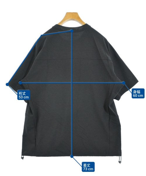 White Mountaineering เสื้อยืด/เสื้อท็อปส์