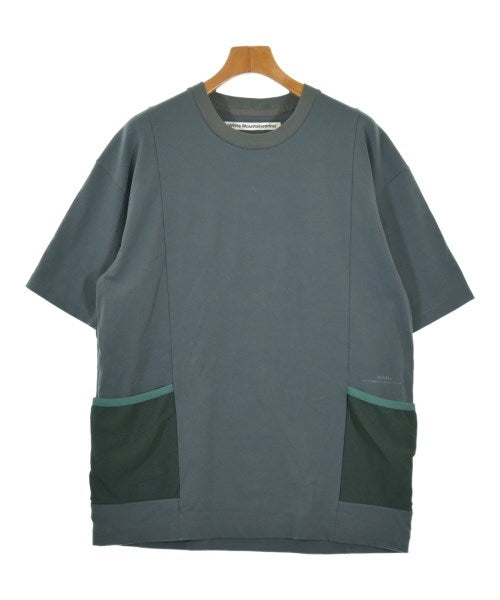 White Mountaineering เสื้อยืด/เสื้อท็อปส์