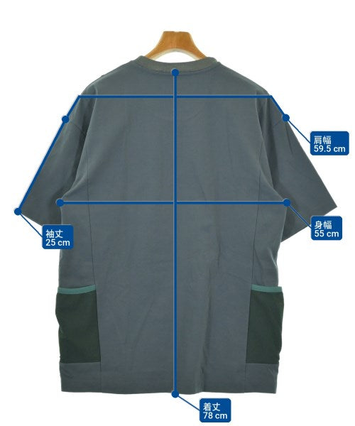 White Mountaineering เสื้อยืด/เสื้อท็อปส์