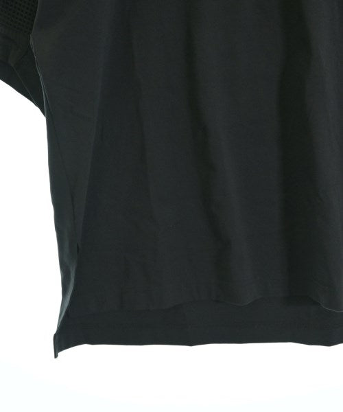 White Mountaineering เสื้อยืด/เสื้อท็อปส์