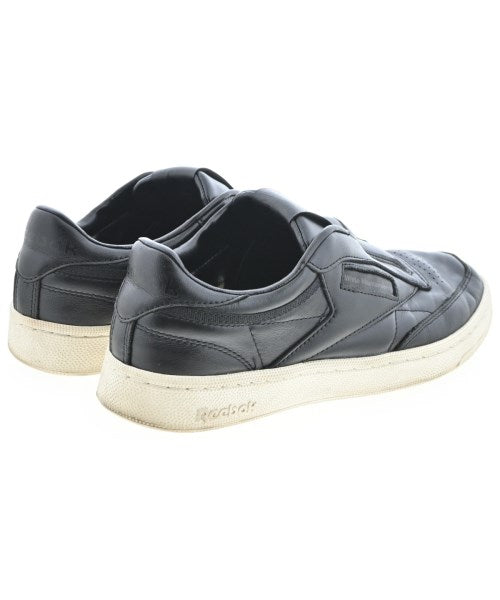 White Mountaineering รองเท้าผ้าใบ