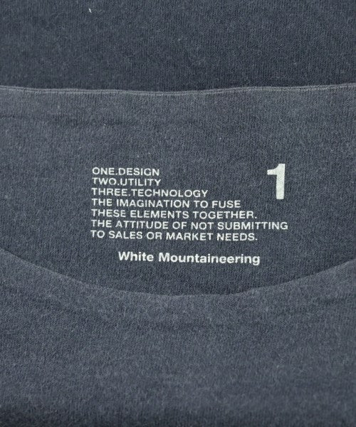 White Mountaineering เสื้อยืด/เสื้อท็อปส์