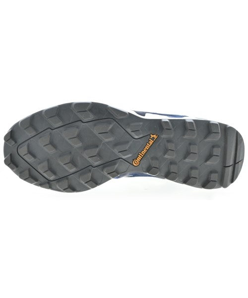 White Mountaineering รองเท้าผ้าใบ