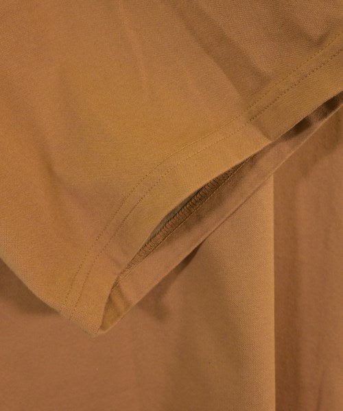 White Mountaineering เสื้อยืด/เสื้อท็อปส์