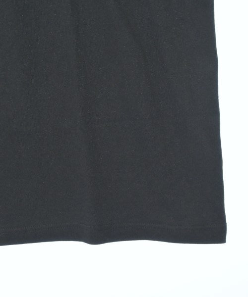 White Mountaineering เสื้อยืด/เสื้อท็อปส์