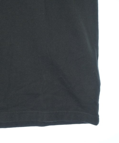 White Mountaineering เสื้อยืด/เสื้อท็อปส์