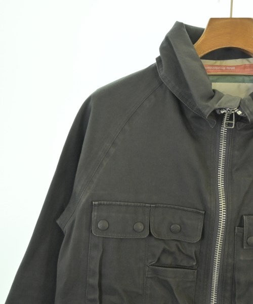 White Mountaineering เสื้อพาร์กาภูเขา
