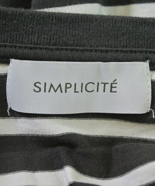 Simplicite เสื้อยืด/เสื้อท็อปส์