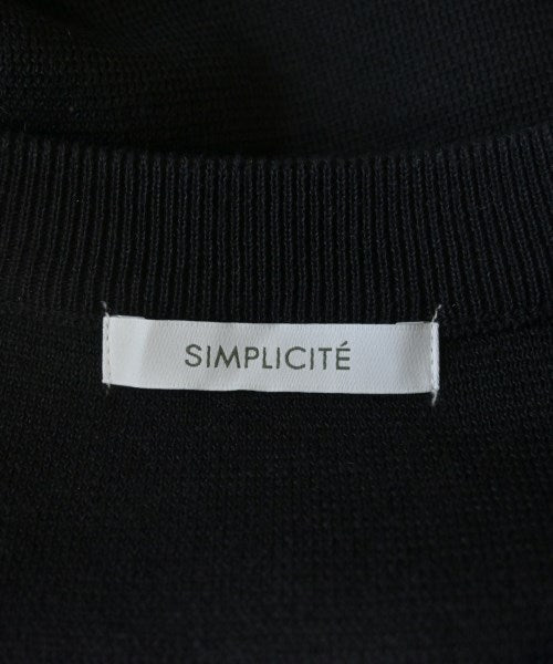 Simplicite เสื้อแขนกุด