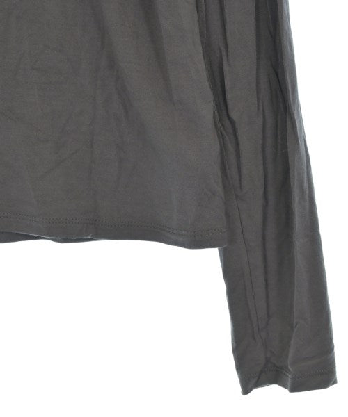 Simplicite เสื้อยืด/เสื้อท็อปส์