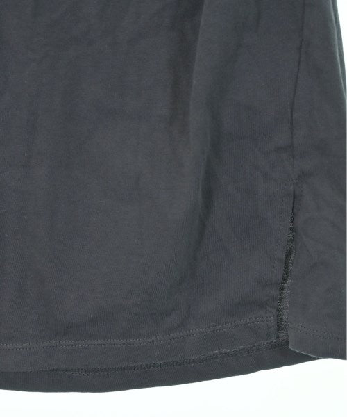 Simplicite เสื้อยืด/เสื้อท็อปส์