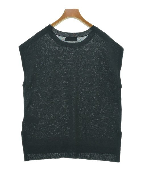 Simplicite เสื้อแขนกุด