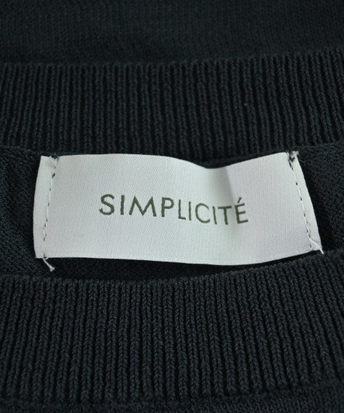 Simplicite เสื้อแขนกุด