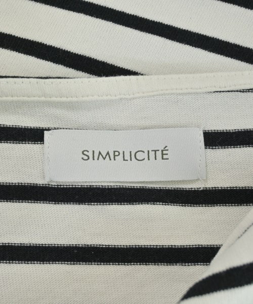 Simplicite เสื้อยืด/เสื้อท็อปส์