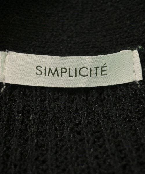 Simplicite เสื้อแขนกุด